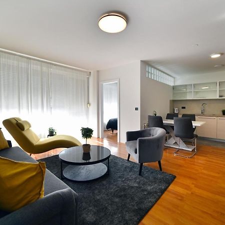 Lavir Apartment With Parking 자그레브 외부 사진