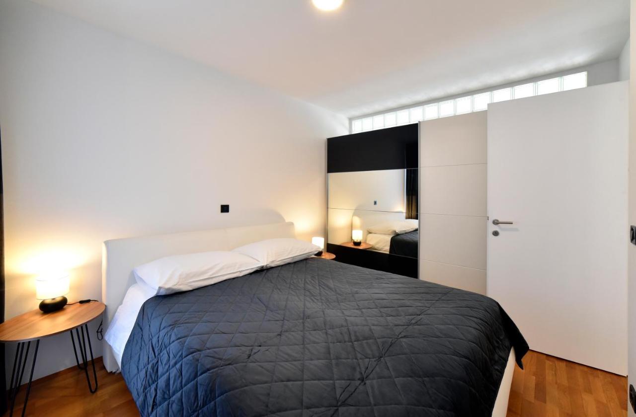 Lavir Apartment With Parking 자그레브 외부 사진