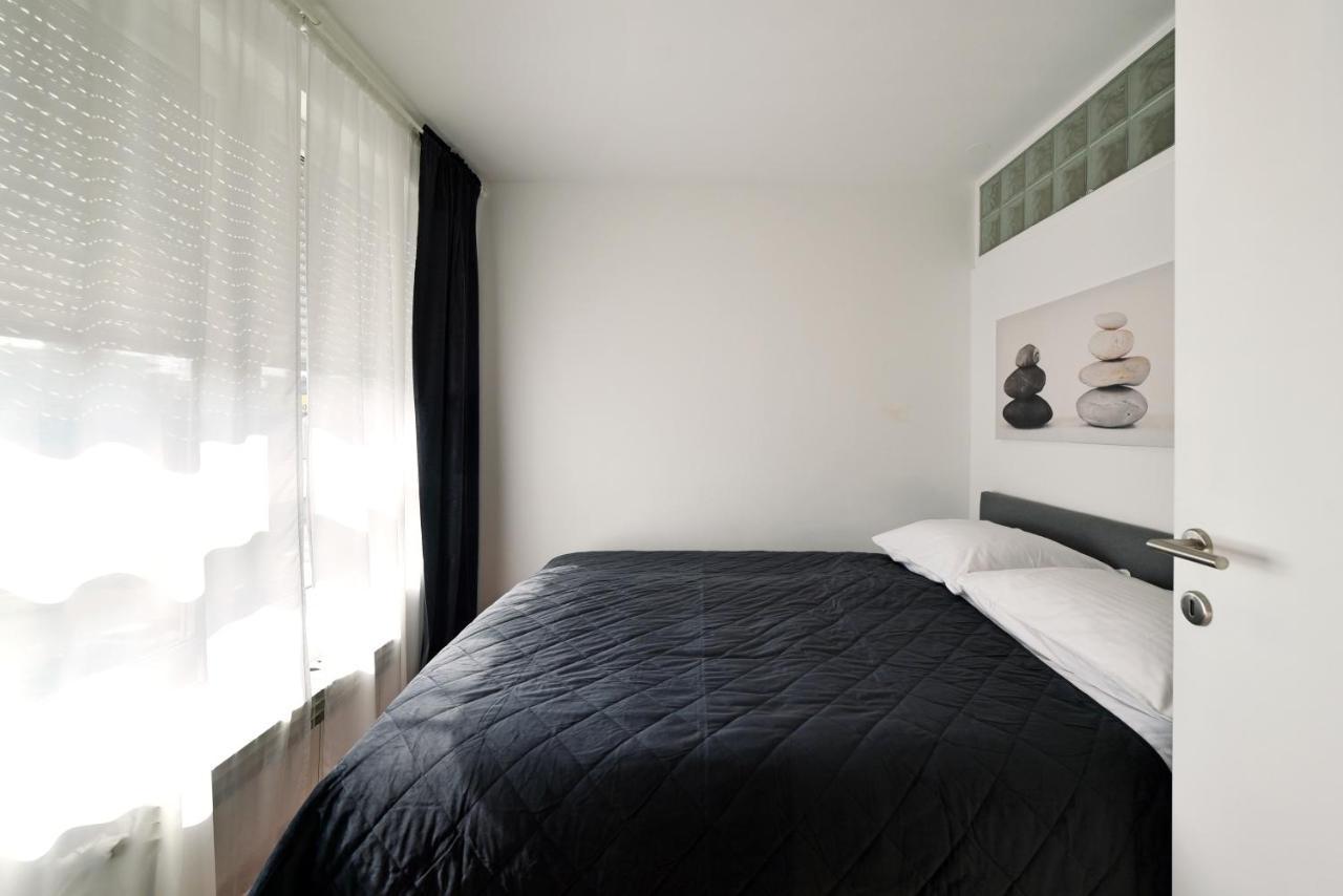 Lavir Apartment With Parking 자그레브 외부 사진